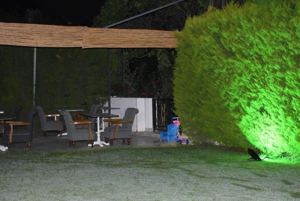 Forever Alacati Boutique Hotel (Adults Only) Экстерьер фото